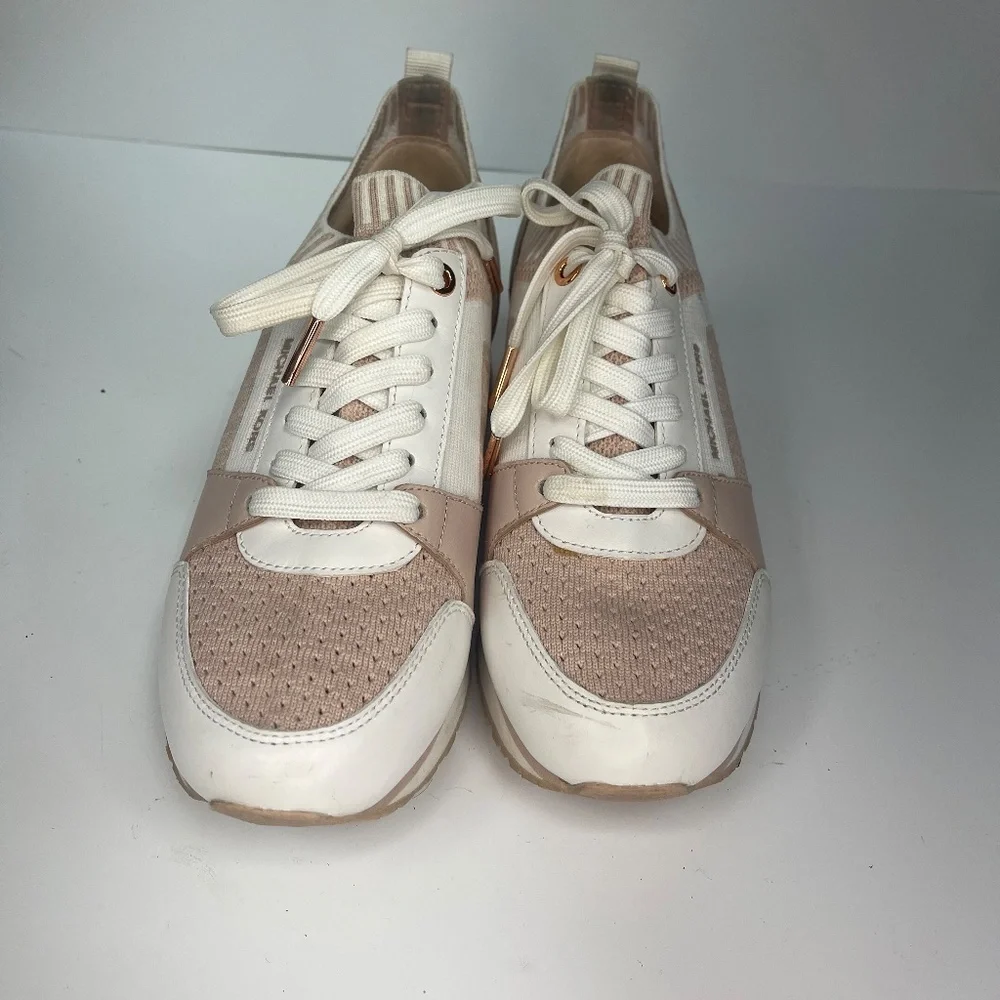 Women’s Michael Kors Size 6 Pink Tennis Shoes with Gold Accents - Picture 6 of 8